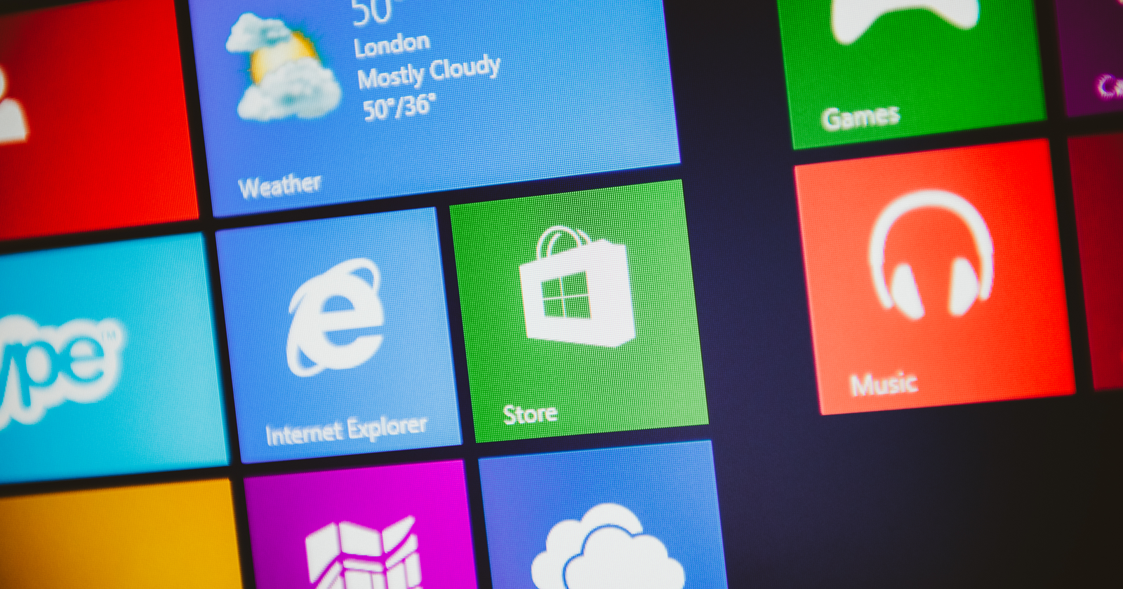 Report: Windows 10 Is Getting a New App Store