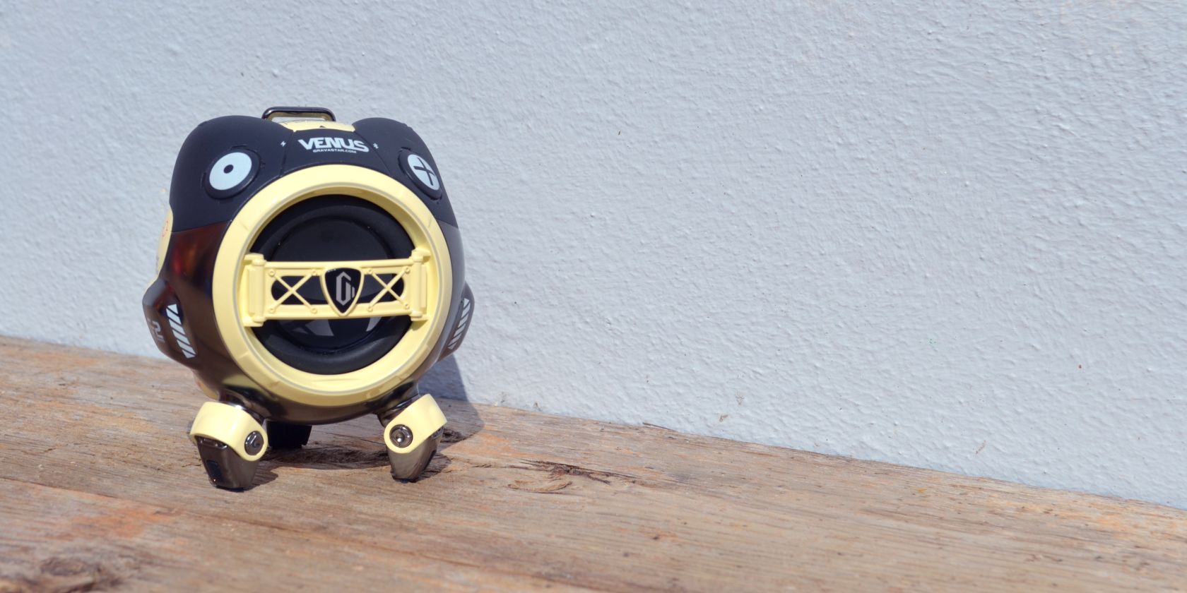 Gravastar Venus G2 Bluetooth Speaker Review: Big Noise From Tiny Unit