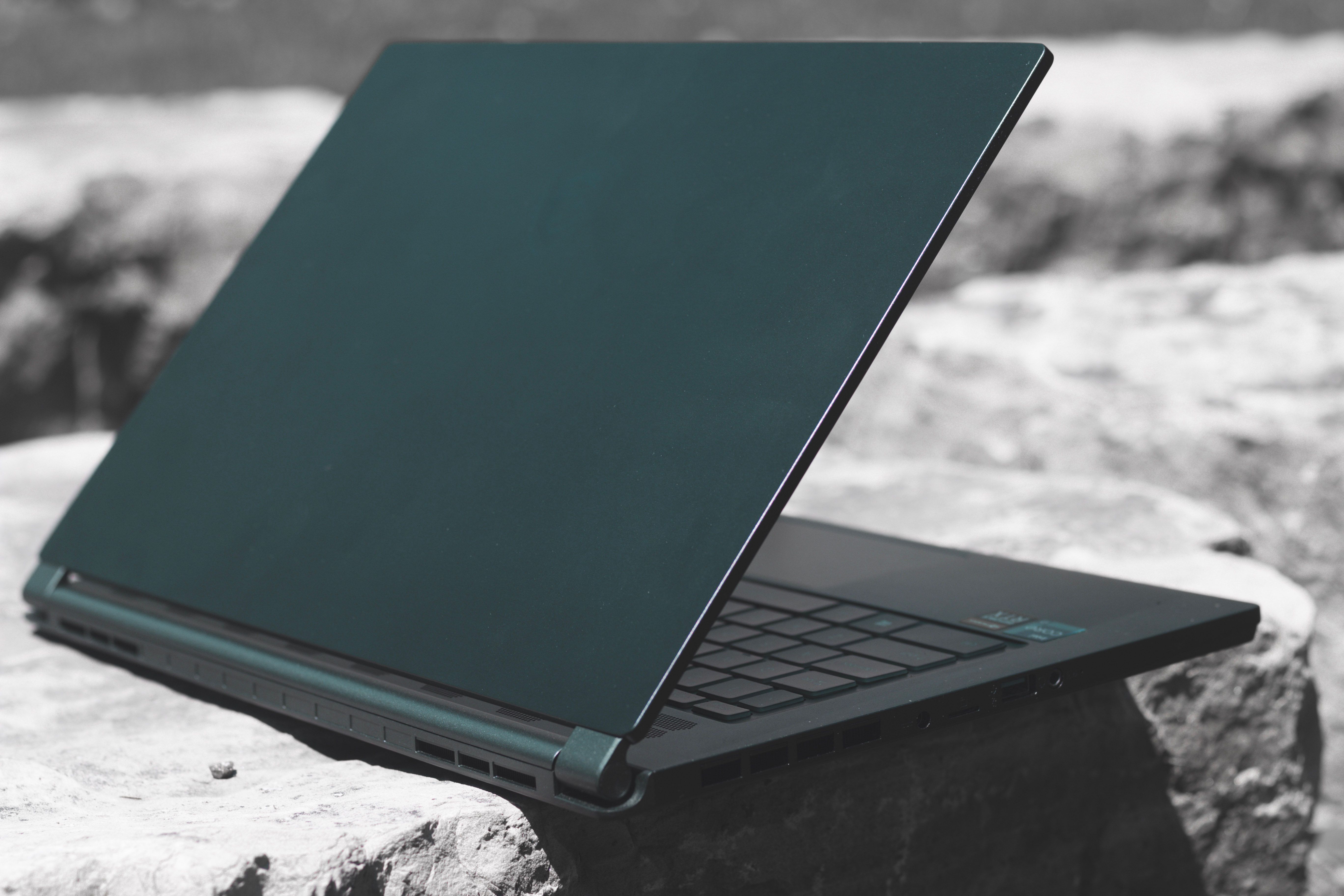 MSI Stealth 15M: Should You Buy a Thin Gaming Laptop?