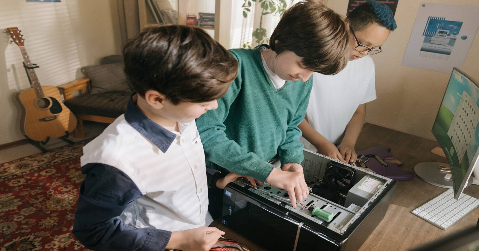 7 Challenging But Awesome DIY Projects to Spark Your Kid's Creativity