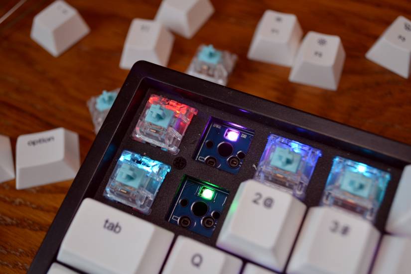 Vissles V84 Review: Hot Swappable Mechanical Keyboard Is Typists Dream