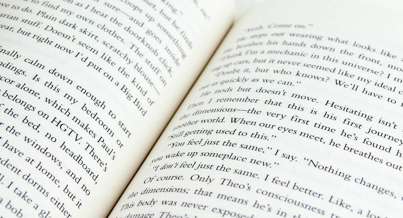 Kindle or Physical: Which Format Is Best for Reading Your Next Book?