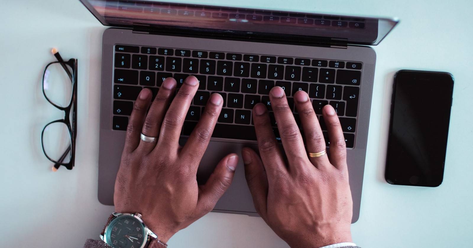 Master Touch Typing on Linux With KTouch