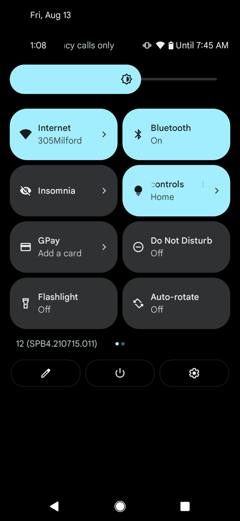 How to Turn Your Phone's Flashlight On and Off: Android and iPhone
