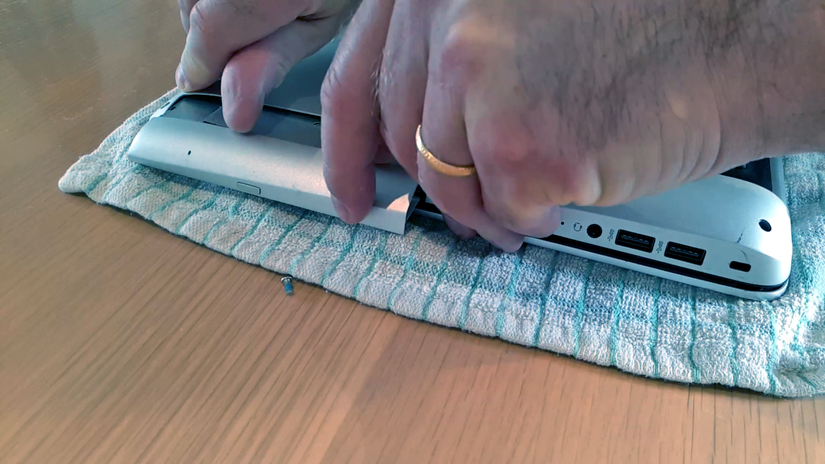 How to Replace Your Laptop DVD Drive With a HDD or SSD