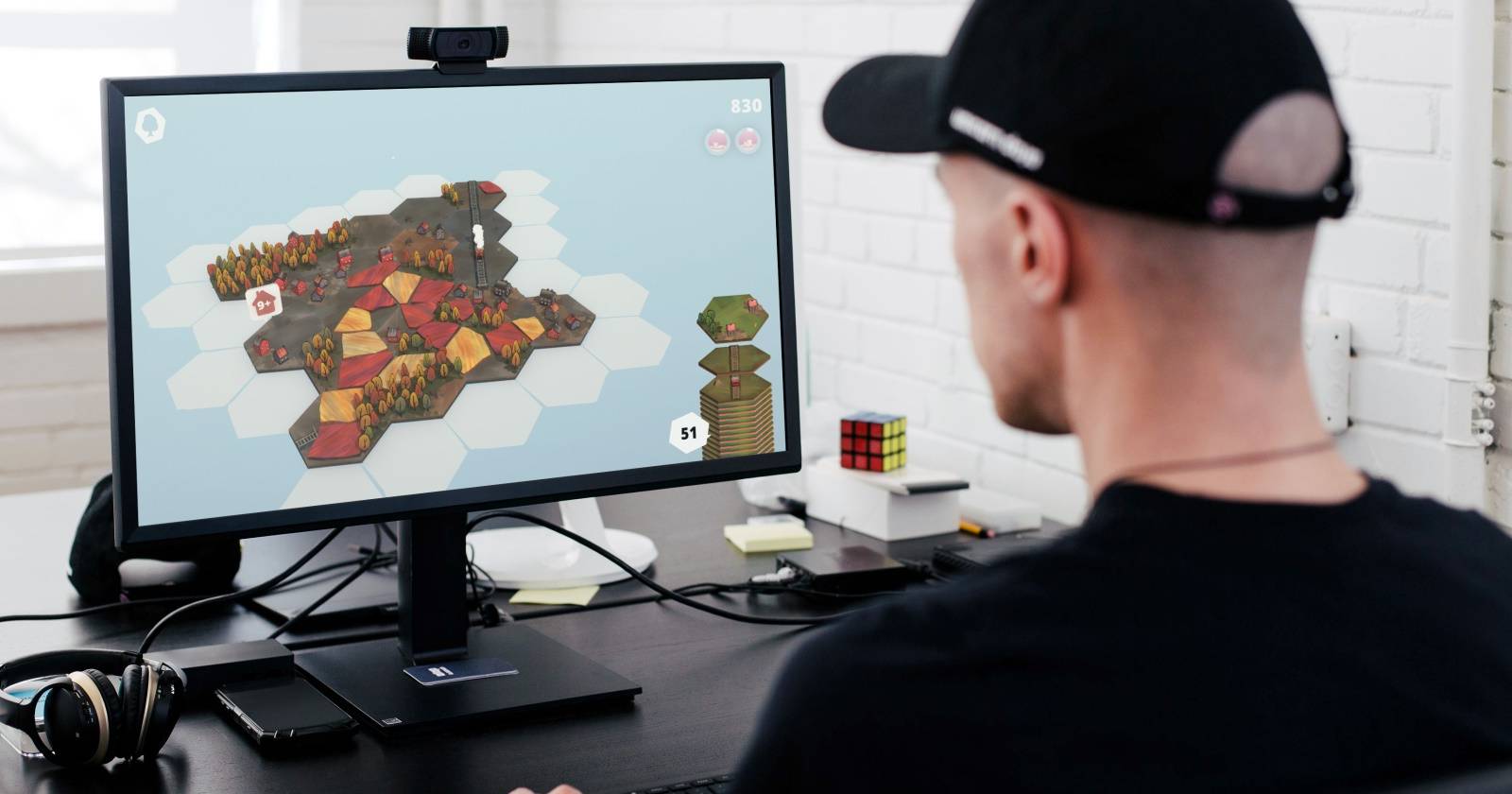 How to Play PC Games on Linux With Lutris