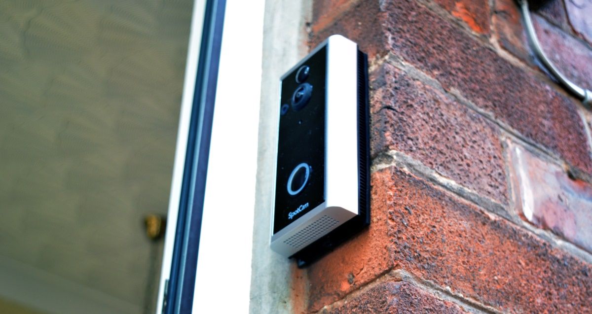 muo-spotcam-doorbell-ring2-mounted-low