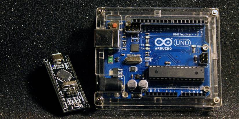 Quit Arduino Uno Arduino Mega vs. Uno: Which One Should You Use?