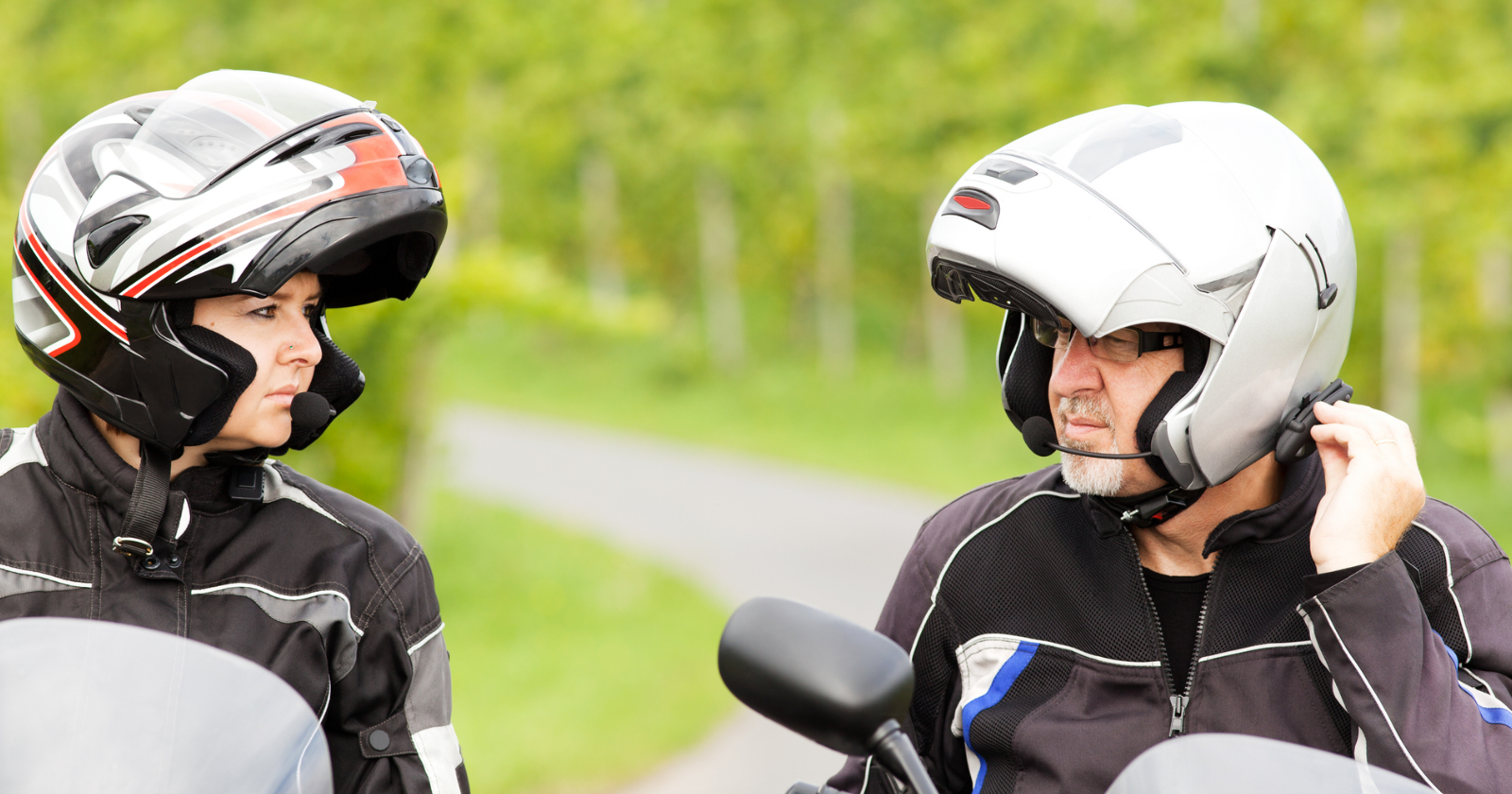 best headset for motorcycle helmets Helmet Bluetooth Speakers with Good Sound,Loud,50 Hours Use,Large Button Gloves,Fast and Stable Connection,Answer Automatically,Voice Assistant,IPX7 Waterproof,Easy Install : Electronics Seamlessly connect your phone to your helmet with our lightweight Bluetooth Headset AHR Motorcycle Bluetooth Headset with