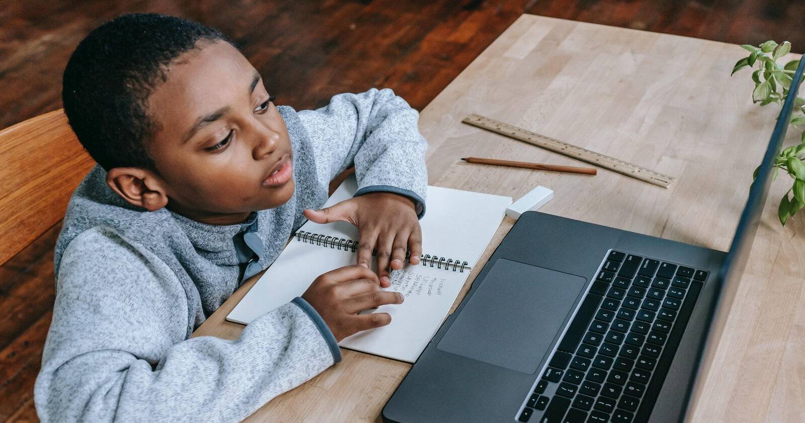 The 5 Best Free Online Encyclopedias for Students and Kids