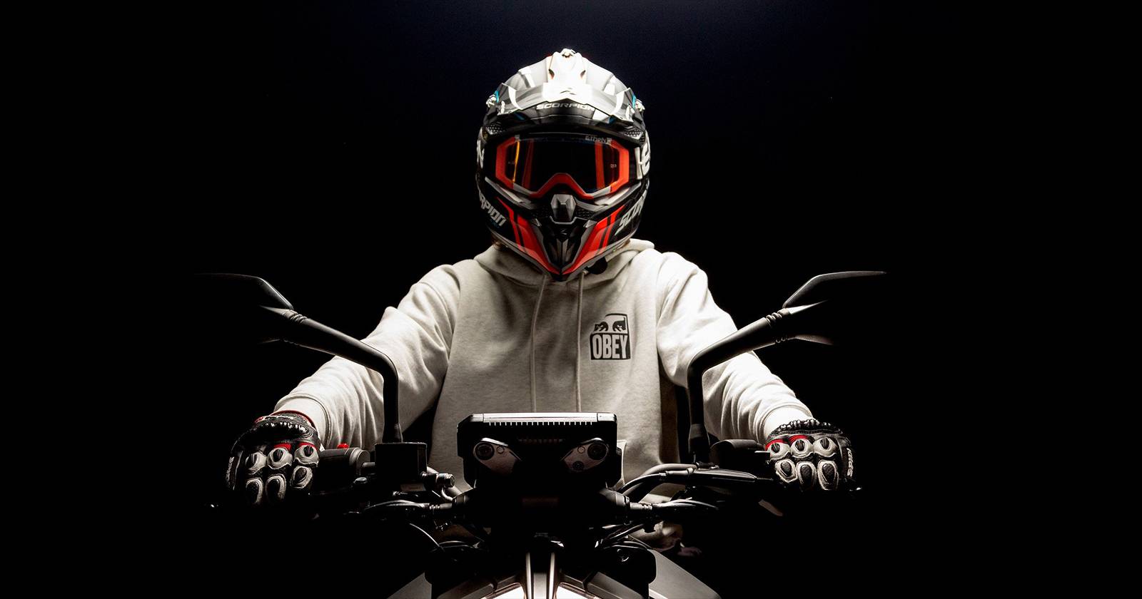 The 7 Best Smart Motorcycle Helmets for Safe Riding The 7 Best Smart Motorcycle Helmets for Safe Riding