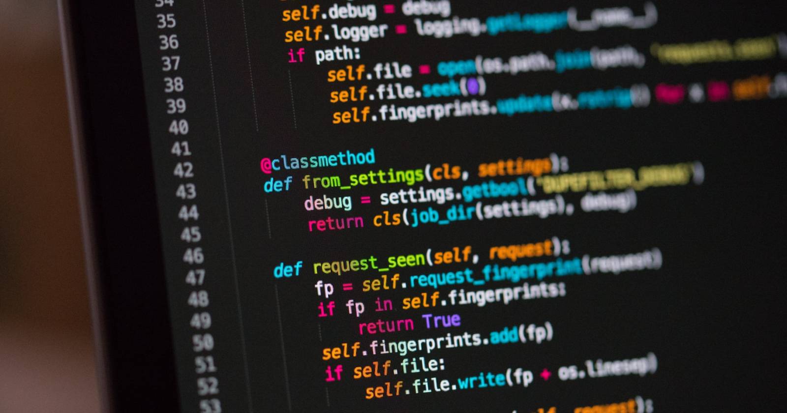 Command-line text editor on a laptop