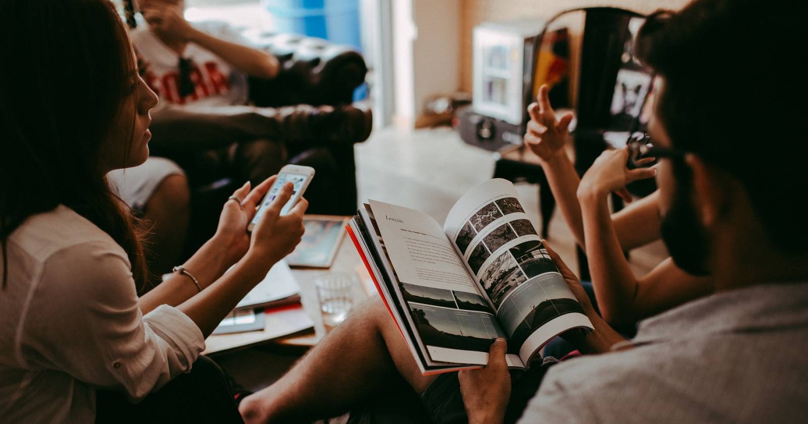 6 Tips to Help You Start the Best Virtual Book Club