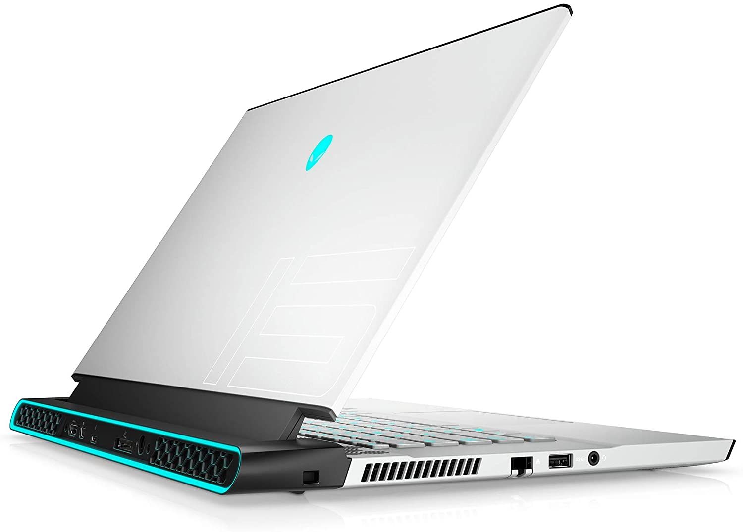 Alienware m15 R4 Design
