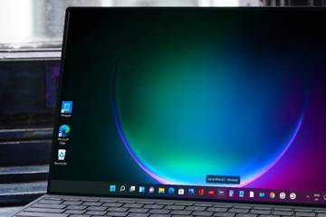 Windows 11 Laptop with Apps Pinned to Taskbar