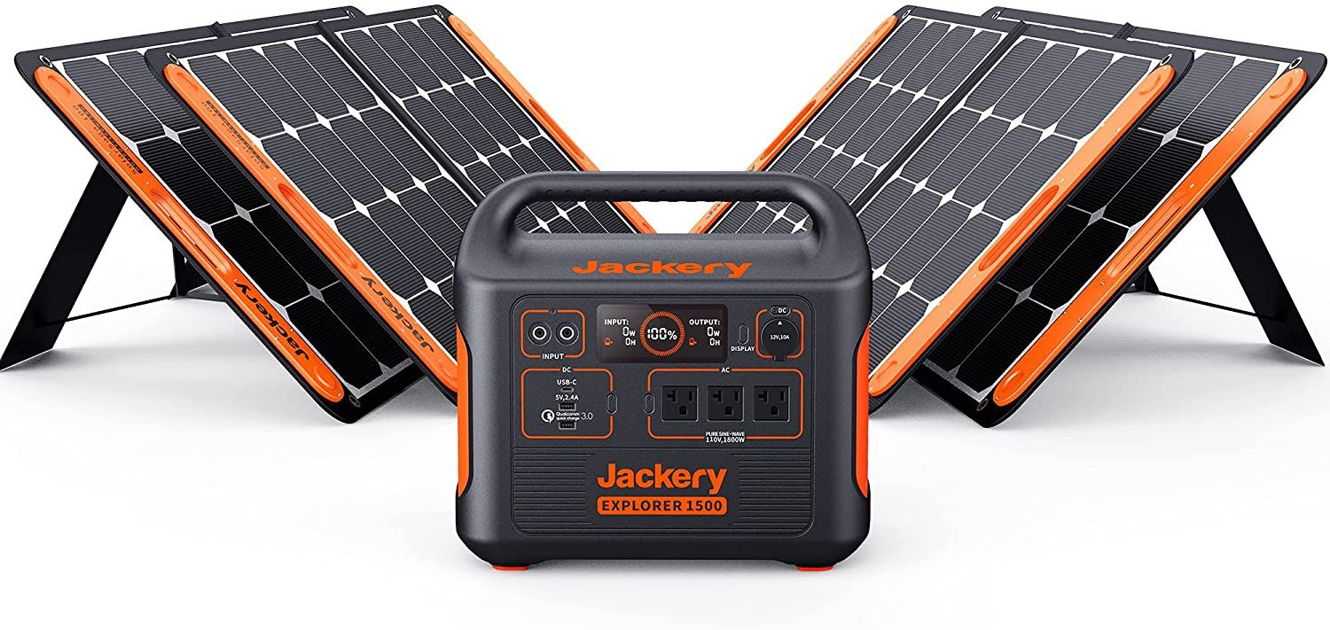 Jackery Solar Generator 1500 with solar panels