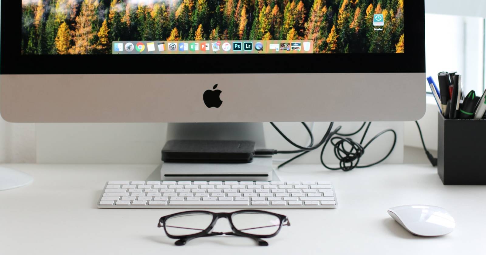 Why Does Apple Refuse to Add a Touchscreen to the Mac?