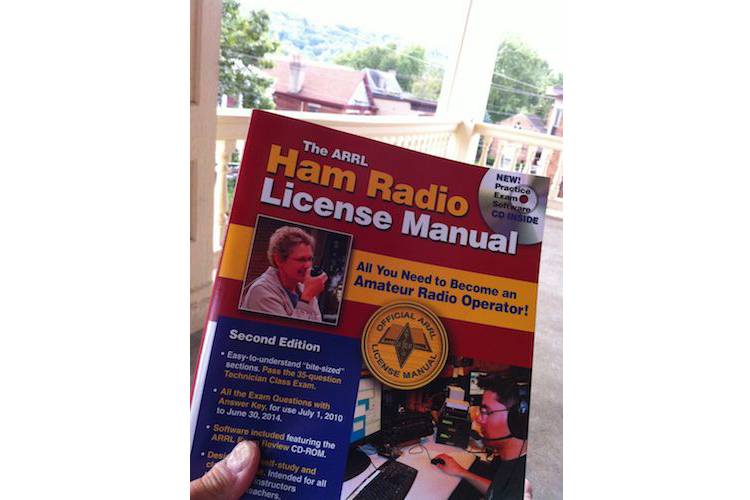 5 Reasons You May Want a Ham Radio at Home