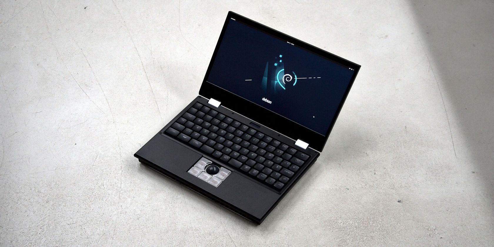 PINE BOOK PRO ARM LINUX ノートパソコン 英語配列 訳あり pbpfront.jpg?auto=webp&fit=