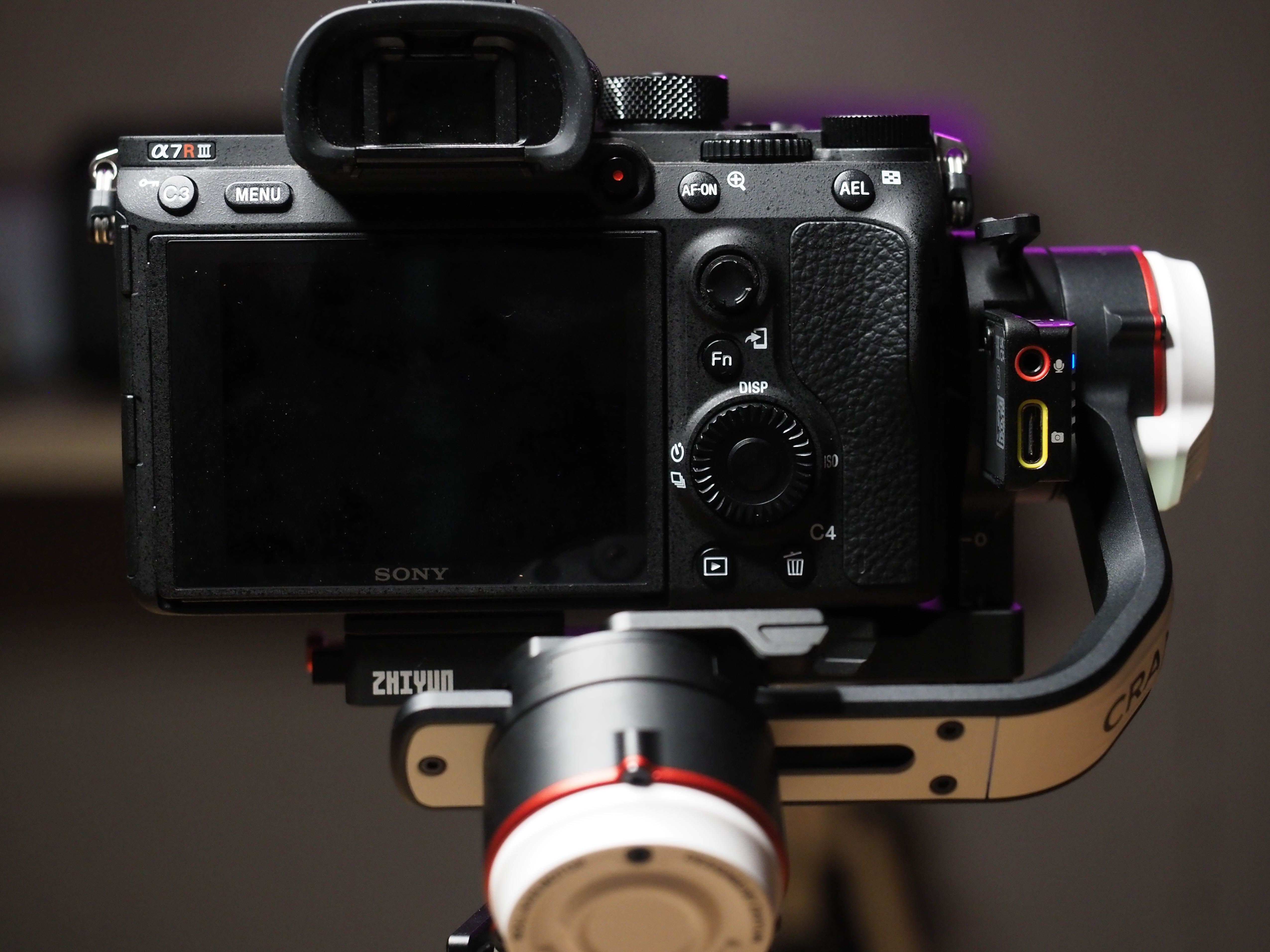 Zhiyun Crane M3 camera connectivity and microphone ports