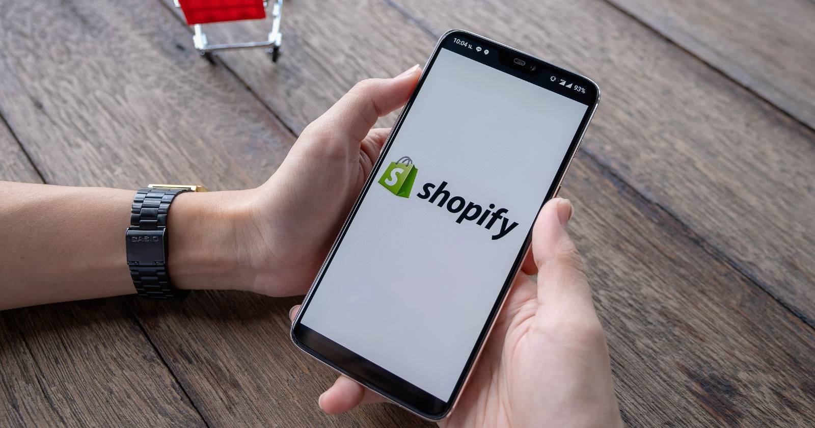 What Is Shopify, How Does It Work, and What Can You Sell With It?