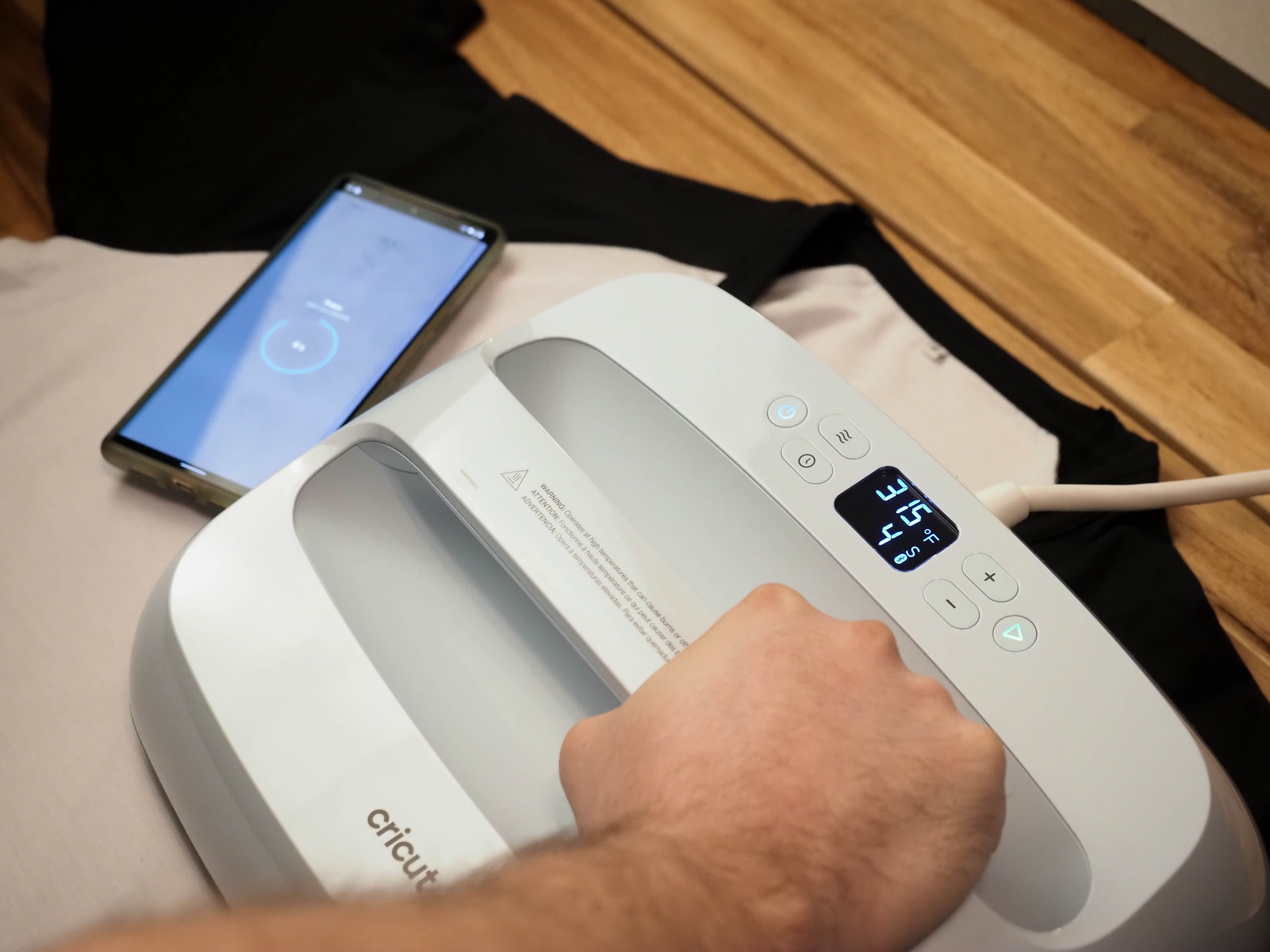 Cricut EasyPress 3 Review: A Smarter Heat Press With Bluetooth