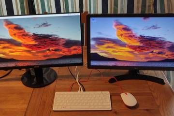 Raspberry Pi 400 connected to two monitors