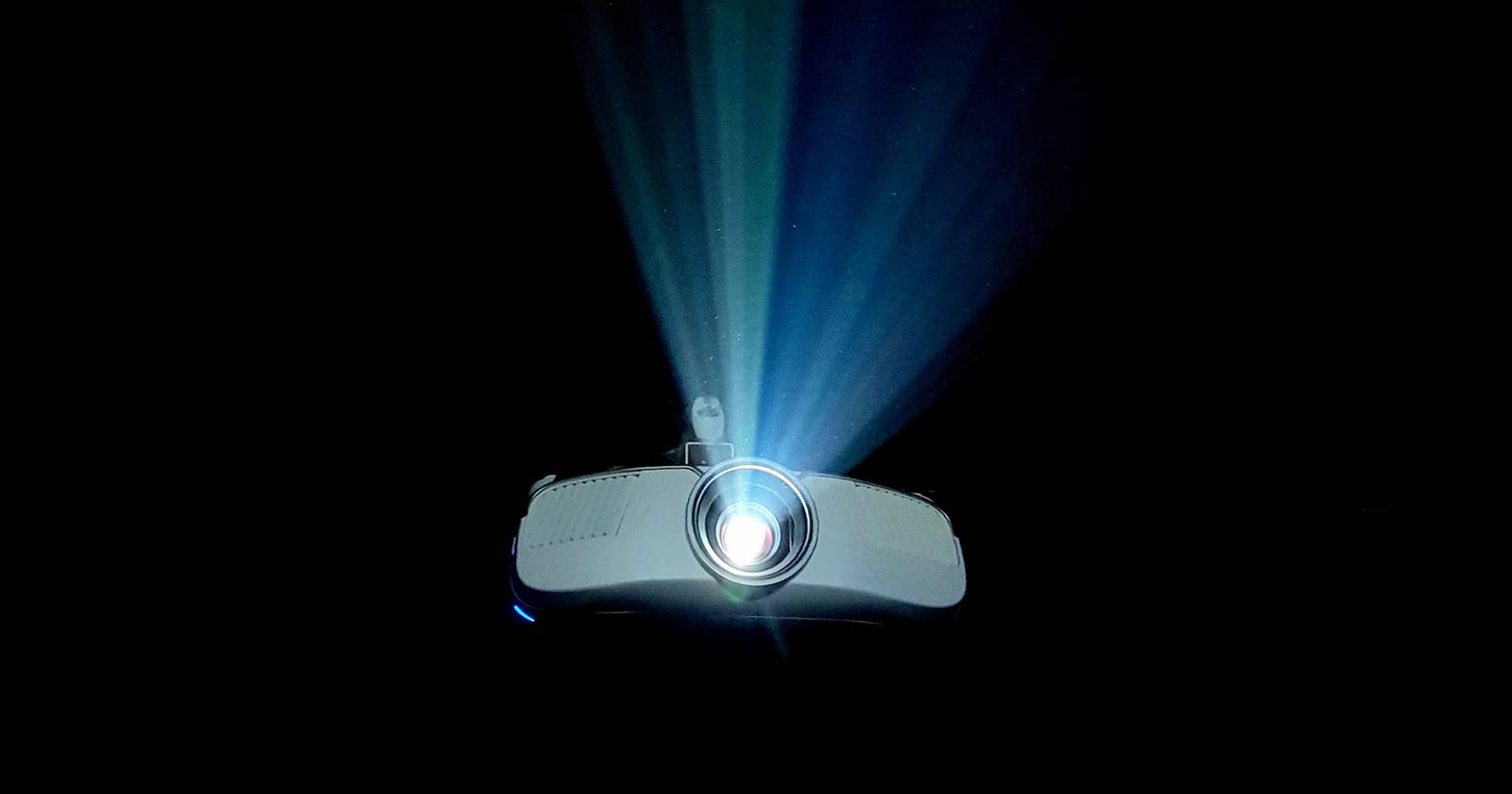 Why Are the Edges of My Projector Screen Cut Off?