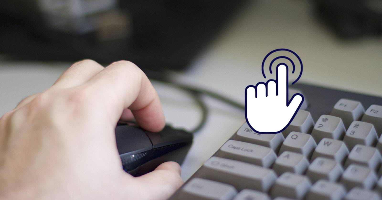 Person using mouse left-handed