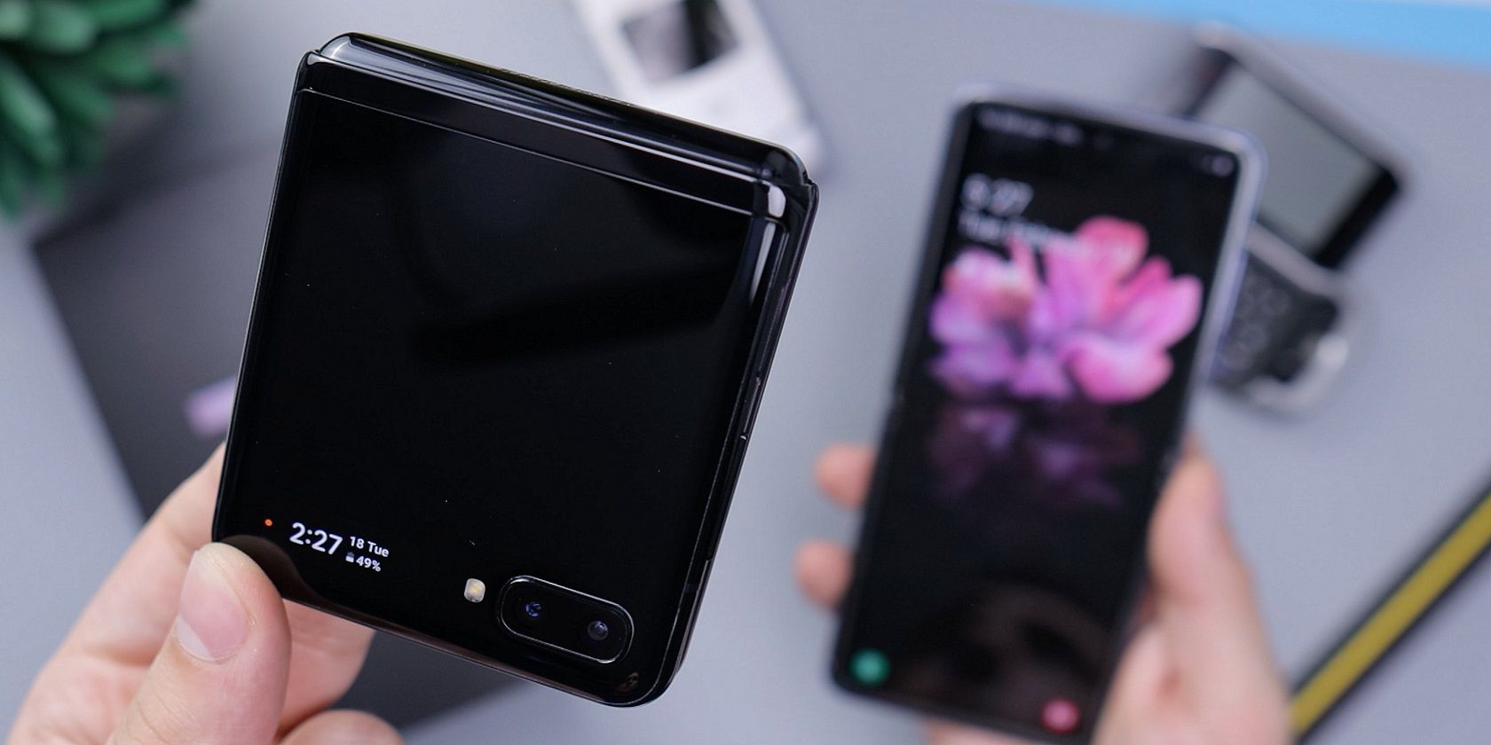 Could Pebble Make a Comeback as a Small Android Phone?