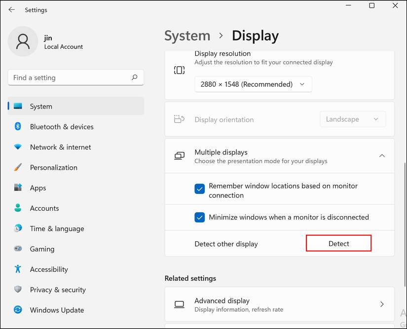 How to Set Up and Use Multiple Monitors on Windows 11