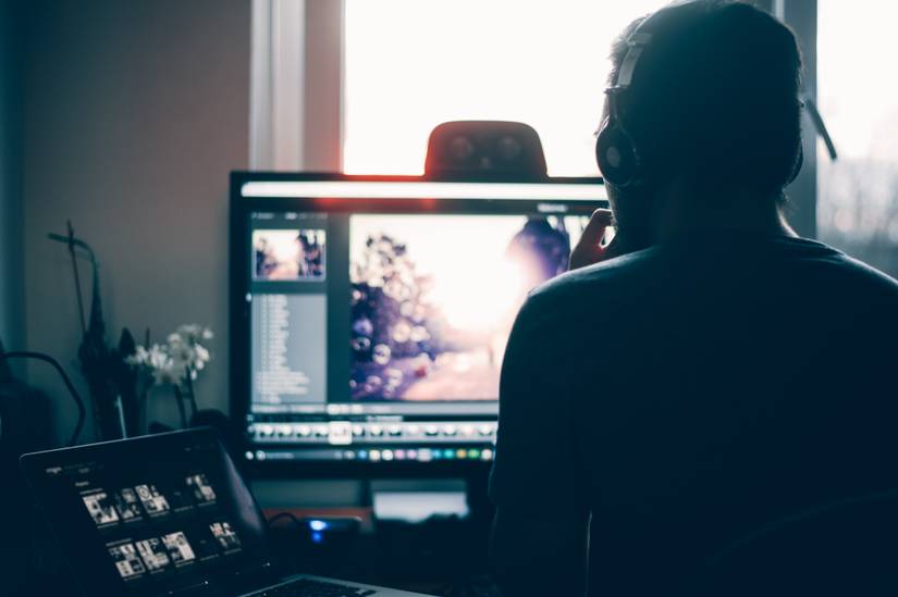 Video Editing on Smartphones vs. Computers: Which Is Better?