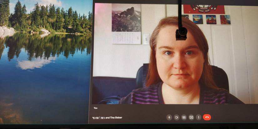 Center Cam Review: A Webcam for Making Eye Contact