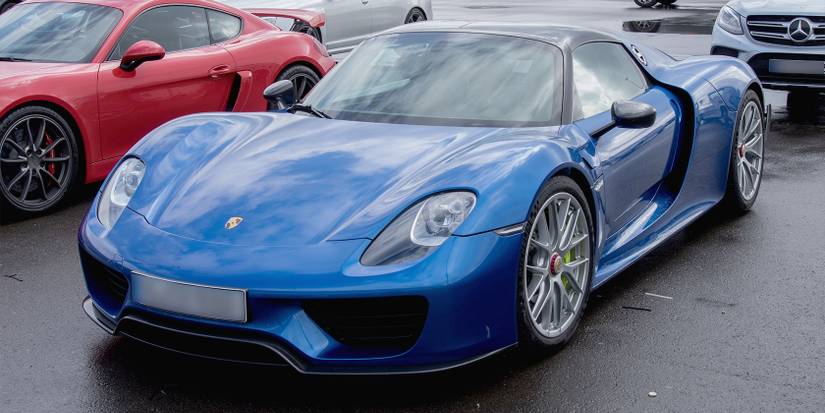 Porsche 918 Spyder TTR Hybrid vehicle in a parking lot