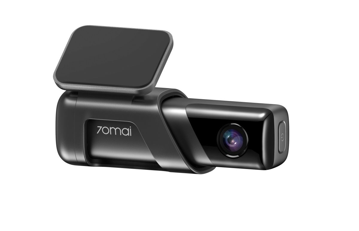 The 70mai Dashcam M500 Is the In-Car Device You've Been Waiting For
