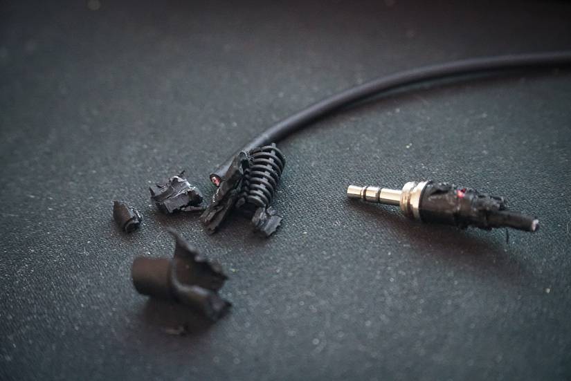 How to Replace a 3.5mm Audio Jack to Fix Your Old Headphones