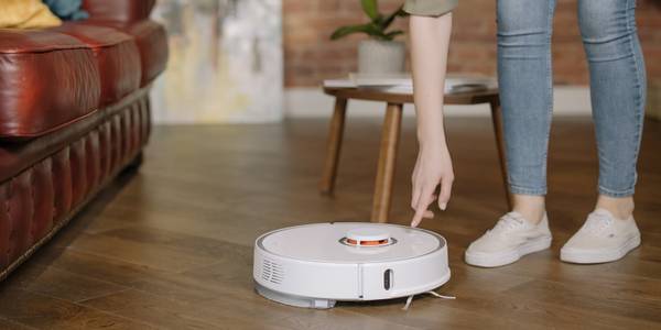 Smart robot vacuum cleaner