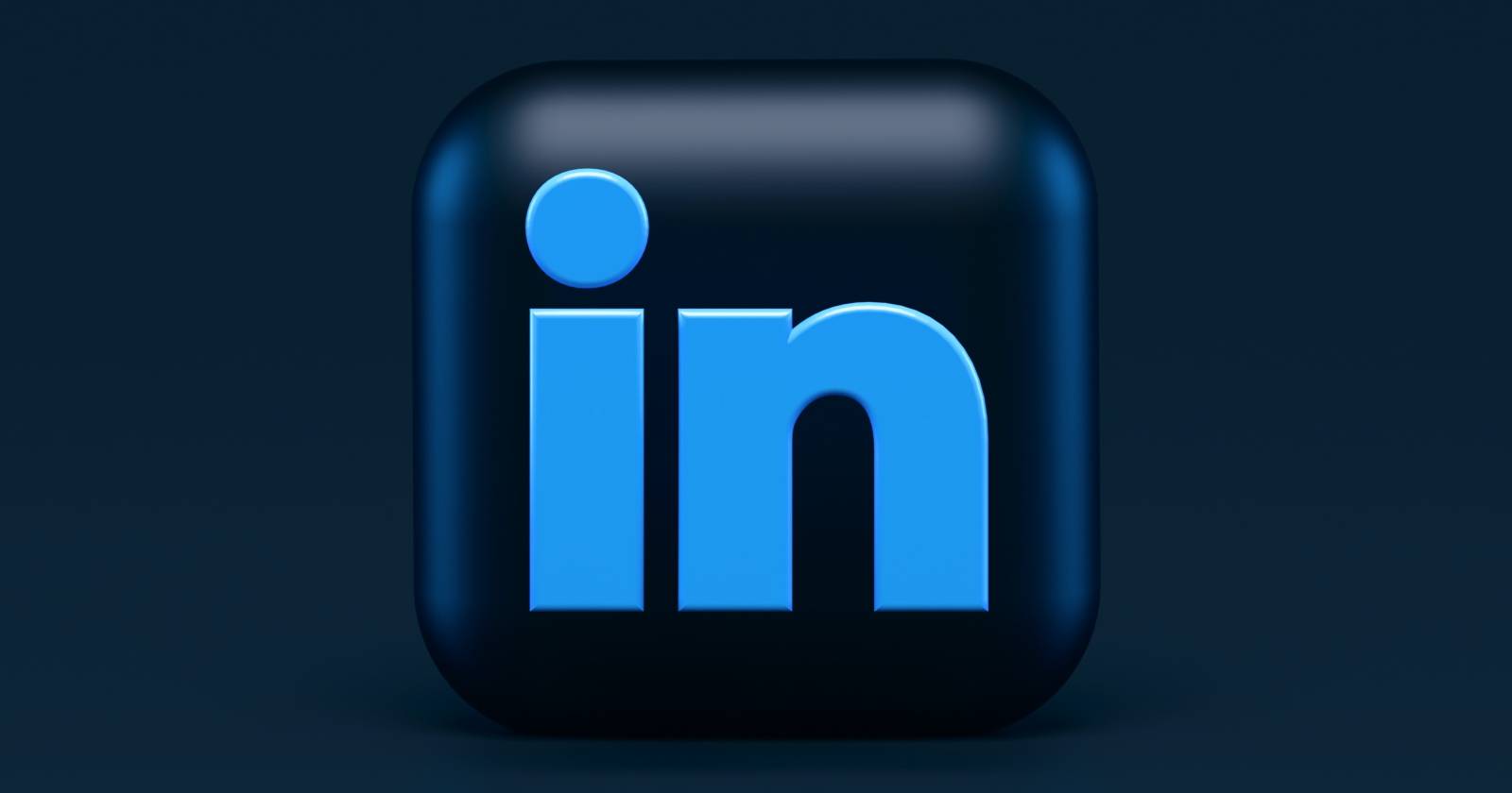 18 Unique LinkedIn Post Ideas to Boost Your Engagement