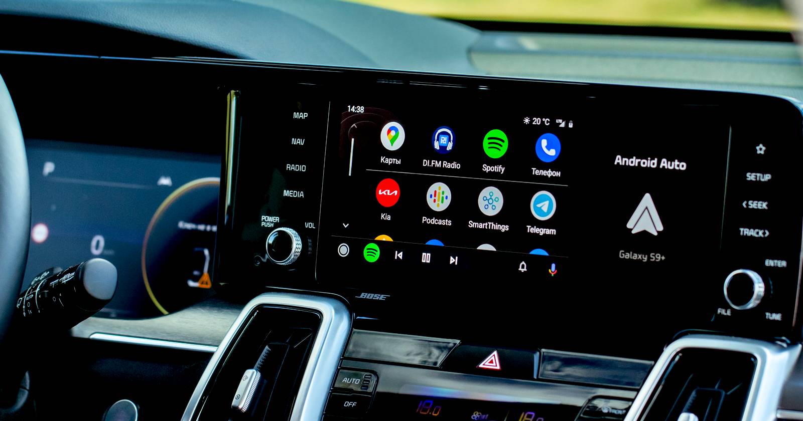 Android Auto Chatbot This app makes Android Auto’s messaging finally usable