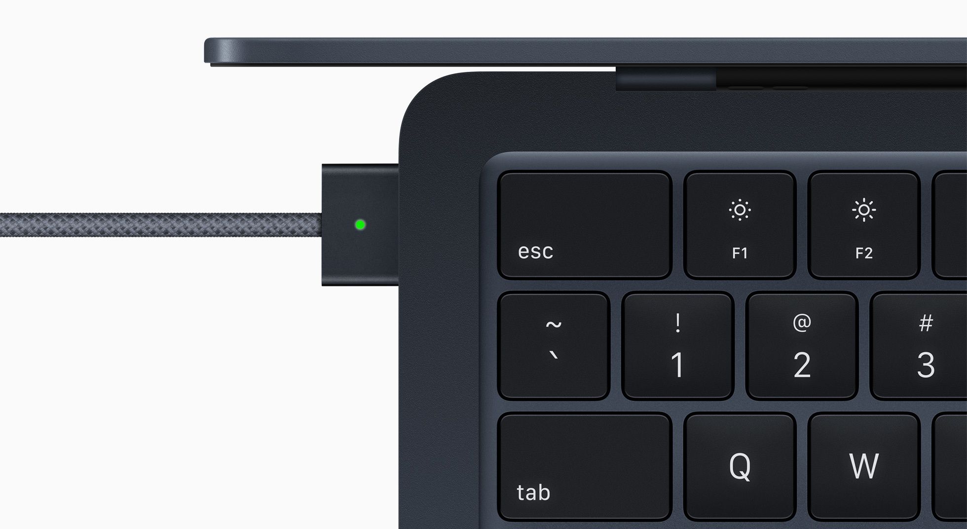 M2 MacBook Air MagSafe شارژ