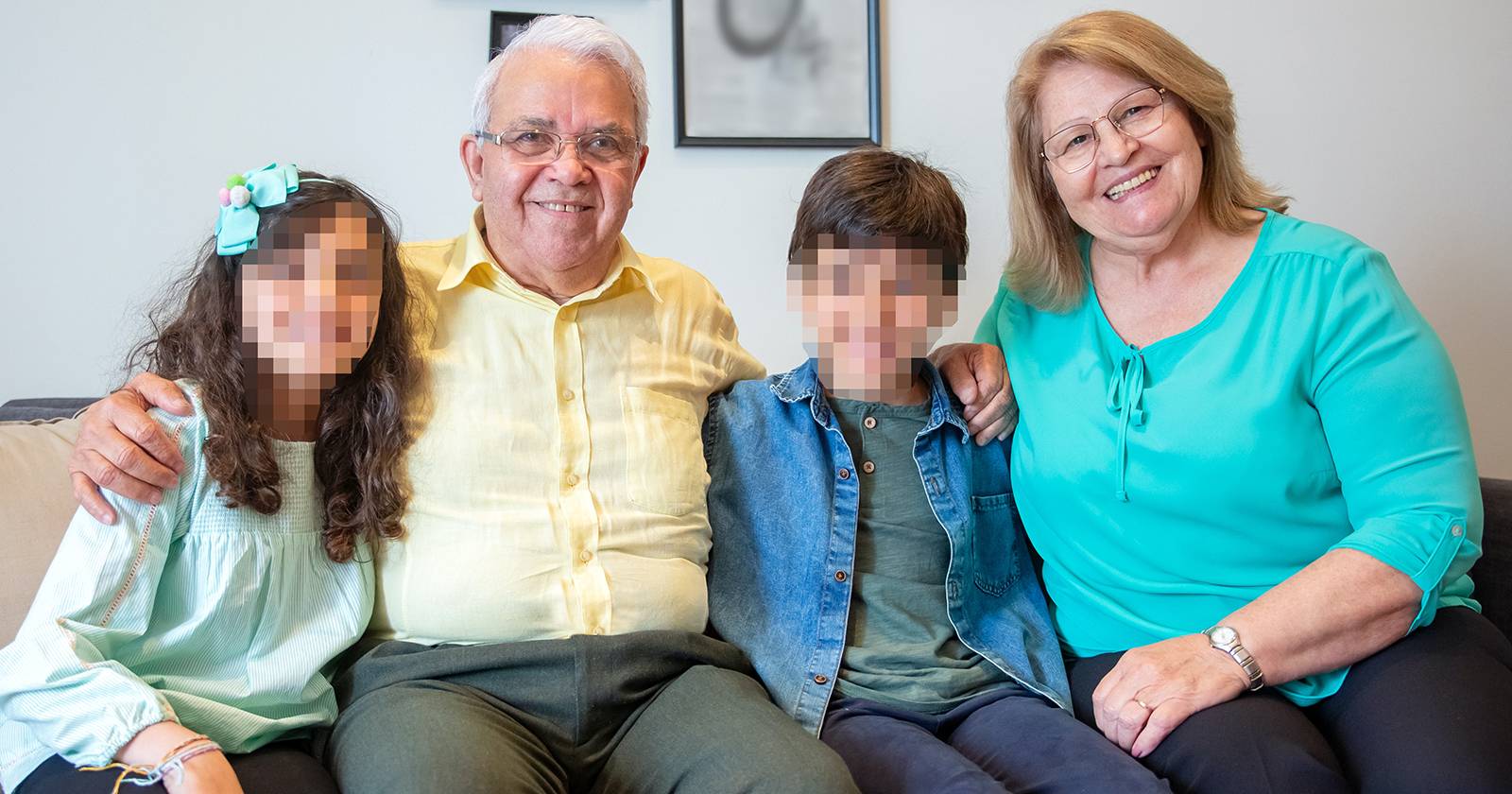How to Pixelate Someone's Face in Photoshop