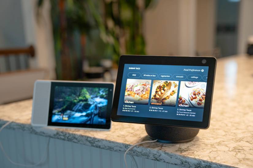 Amazon Echo Show 10 (3rd Gen): The Best All-In-One Smart Display?