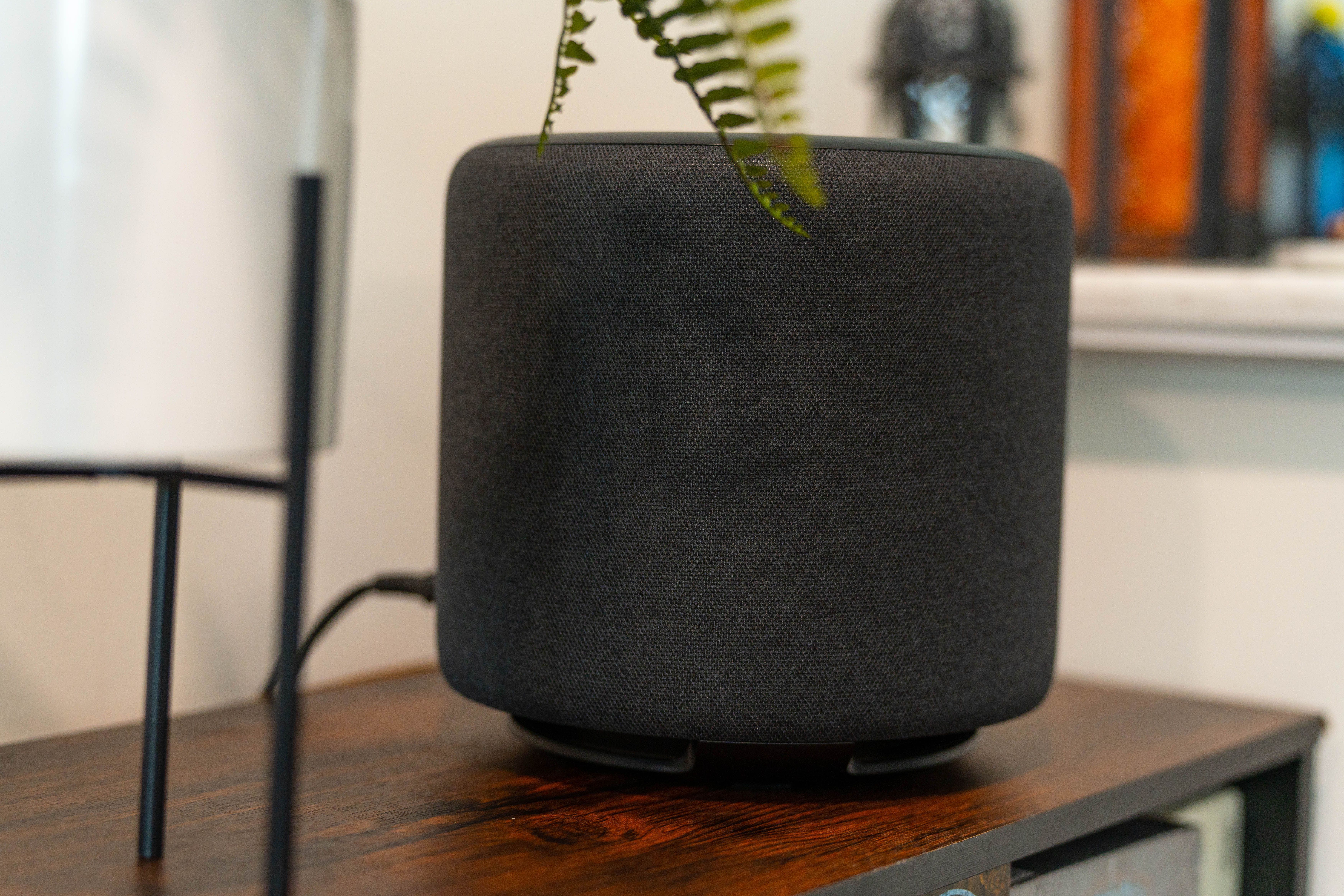 Echo Sub: Good Hardware Meets Limited Software