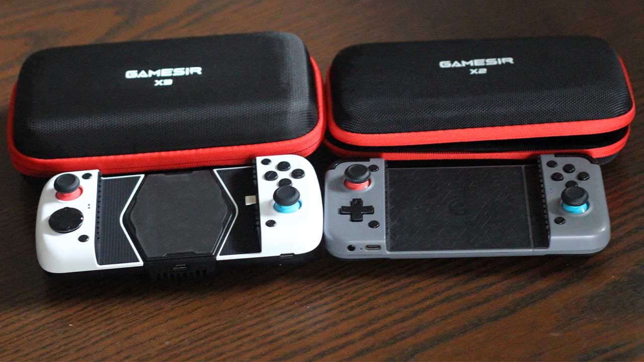 Game-Sir-X3-and-X2-Size-Comparison