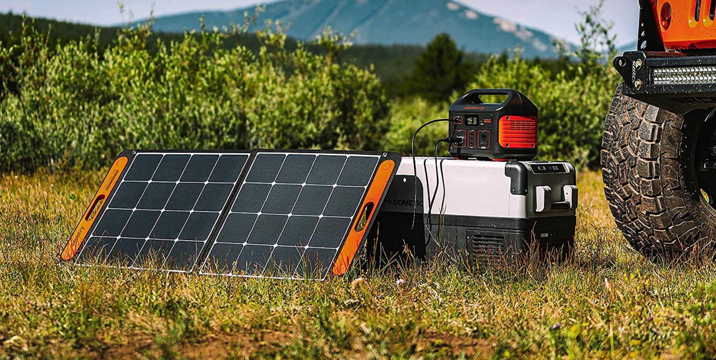 Jackery SolarSaga 100W outside connected to power station