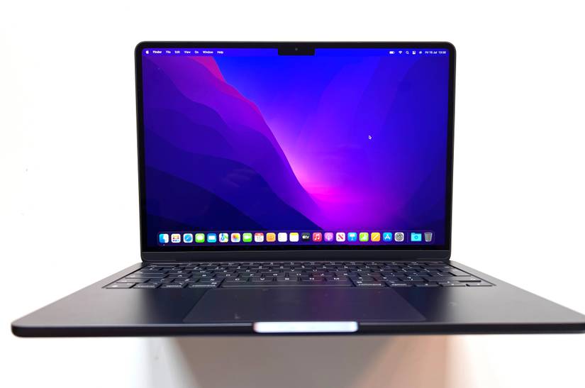 MacBook Air (M2・2022) Apple 2022 MacBook Air, M2 Chip, 13.6