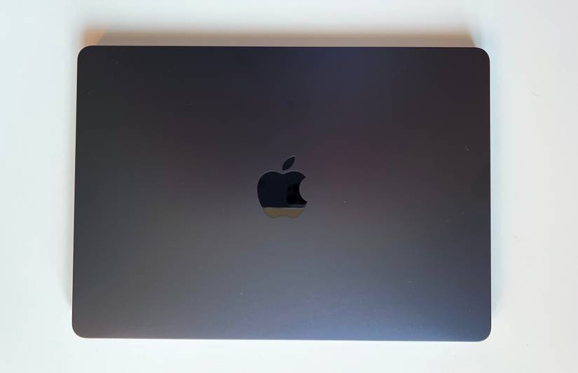 M2 MacBook Air Review: A Soaring Entry-Level Mac Machine