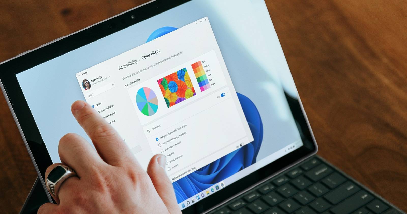 How to Add New Options to the System Menu in Windows 10 & 11