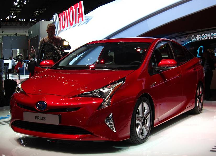 Why Aptera’s Solar Electric Vehicle (SEV) Car Is So Innovative