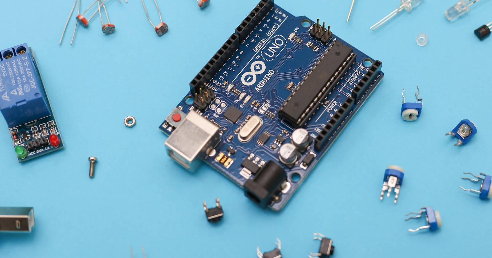 8 Awesome DIY Arduino Projects to Upgrade Your Car